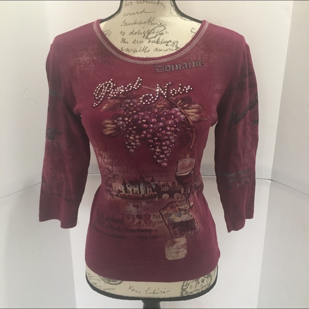 Wine Vineyard Theme 3/4 Sleeve Scoop Neck